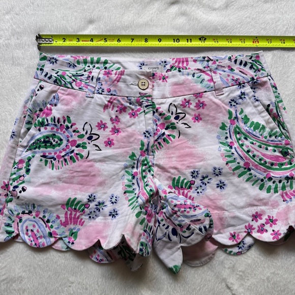Crown and Ivy Floral Shorts - Shelby - Size 4 - Picture 3 of 12